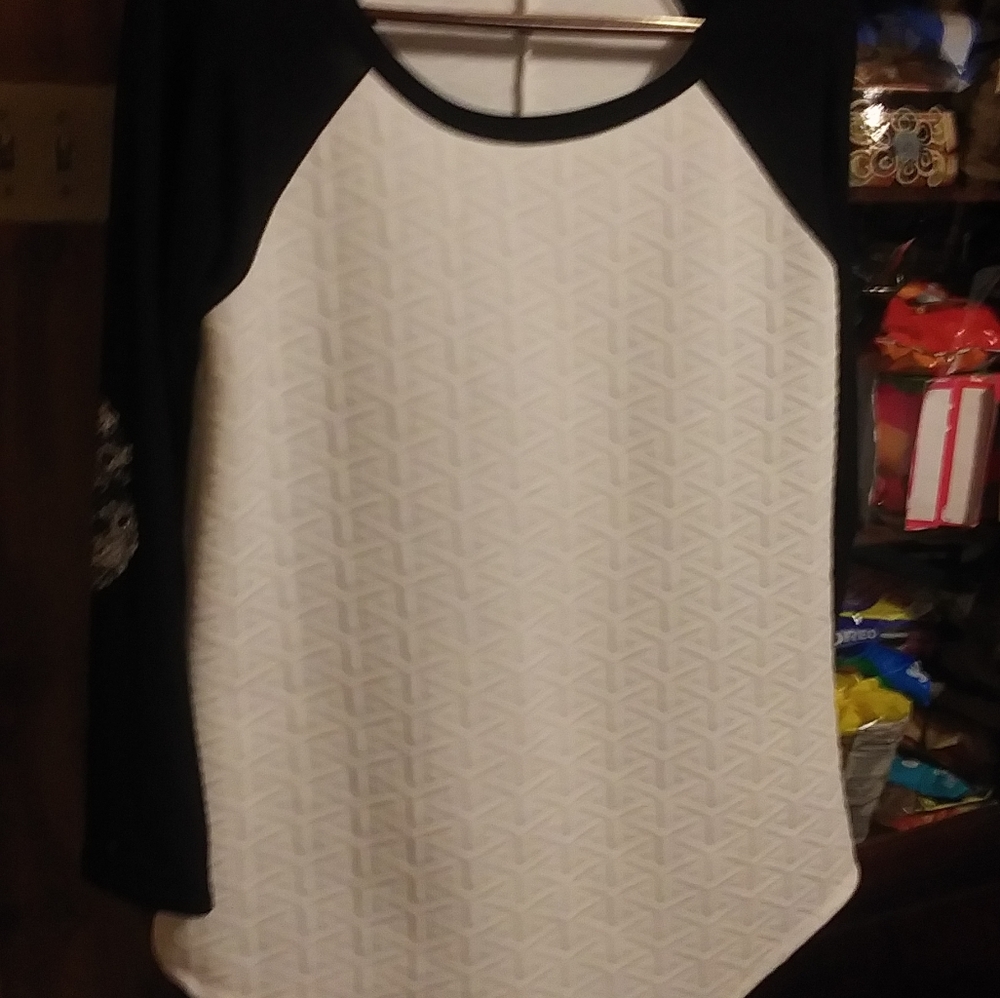 BLOUSE - Picture 2 of 5